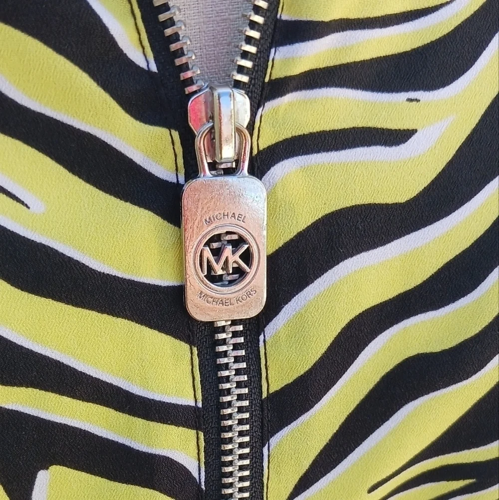 MICHAEL KORS TRAVEL Zebra Print Sleeveless Top - Black and Yellow Blouse Tunic